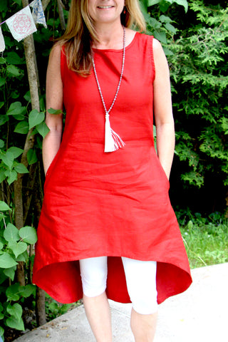Robe asymétrique rouge